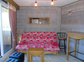 Appartement Chaleureux à Châtel - 4 Pers, Balcon, Parking, Proche Centre et Télécabine - FR-1-198-114